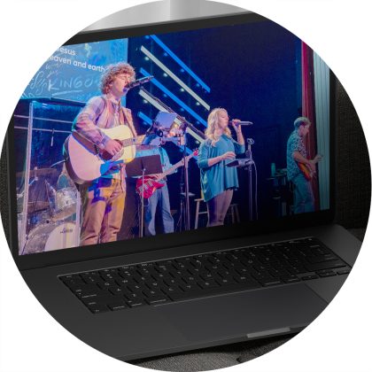 laptop_mockup_1